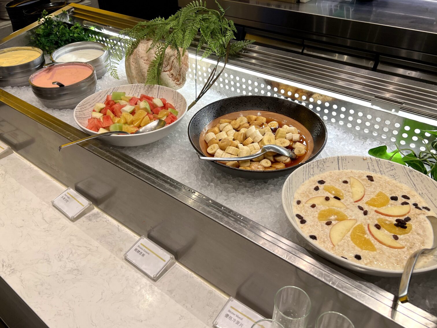 朝食ビュッフェ