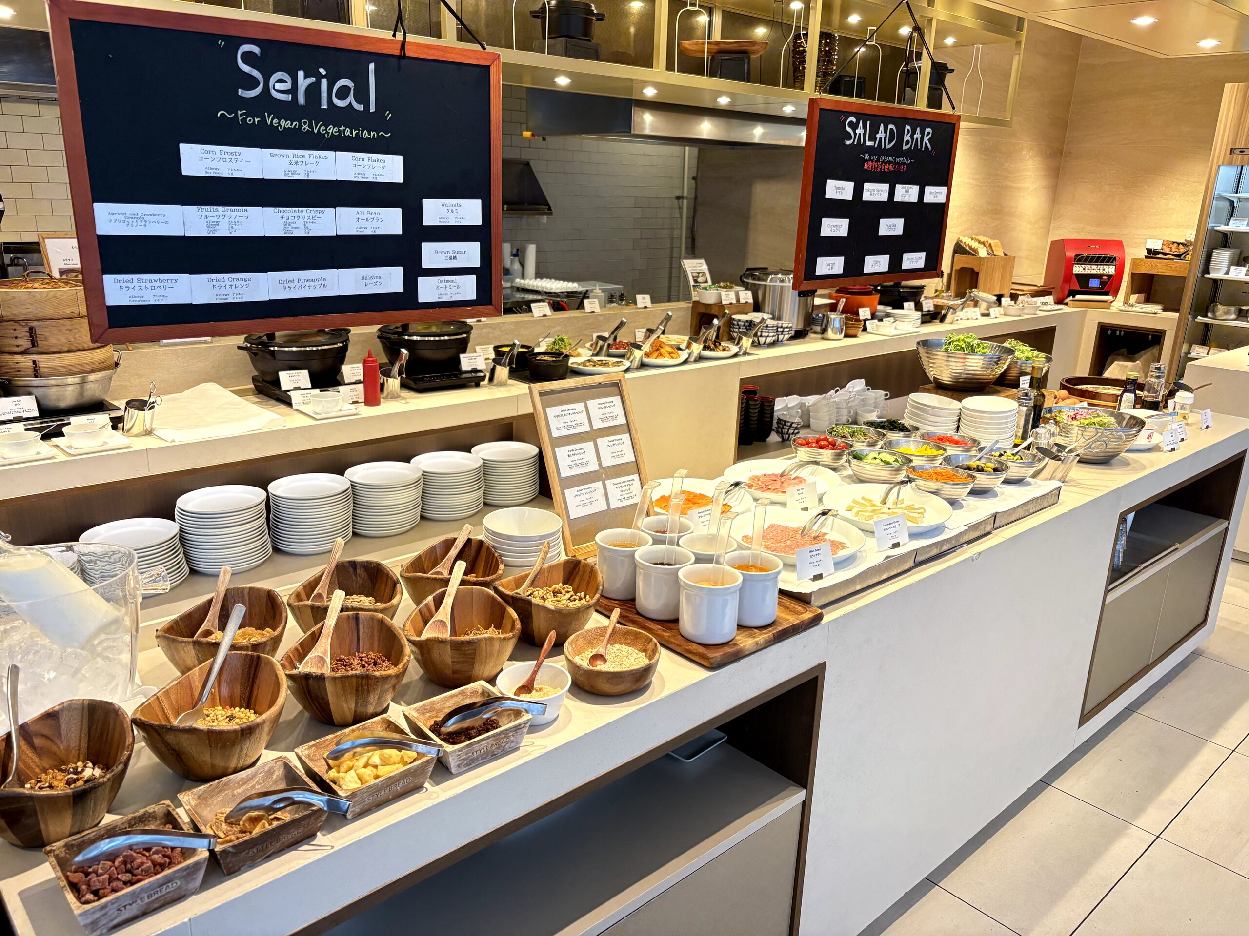 朝食ビュッフェ