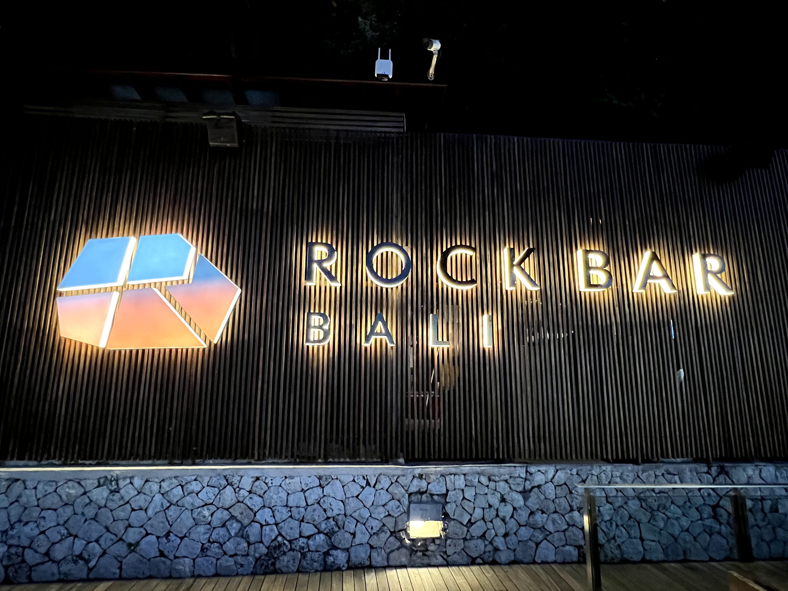 「Rock Bar Bali」ロゴ