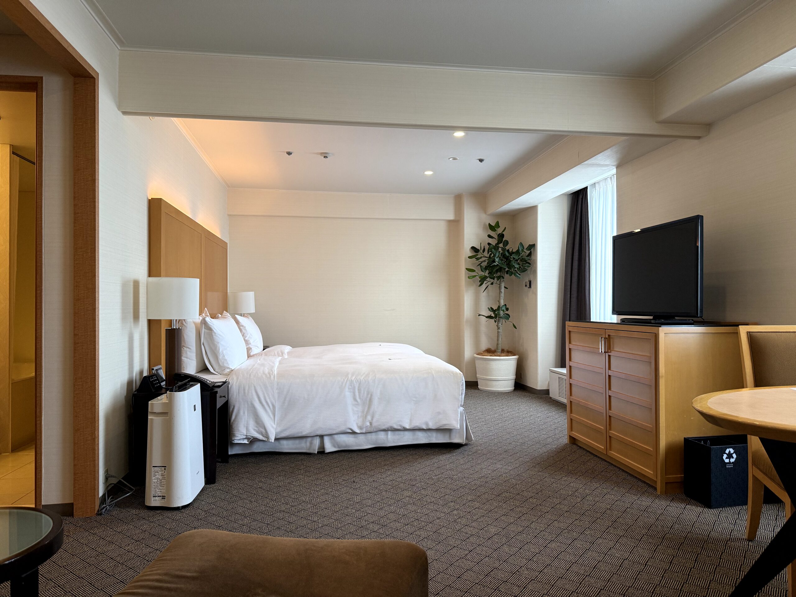 シェラトンジュニアスイート・部屋全景