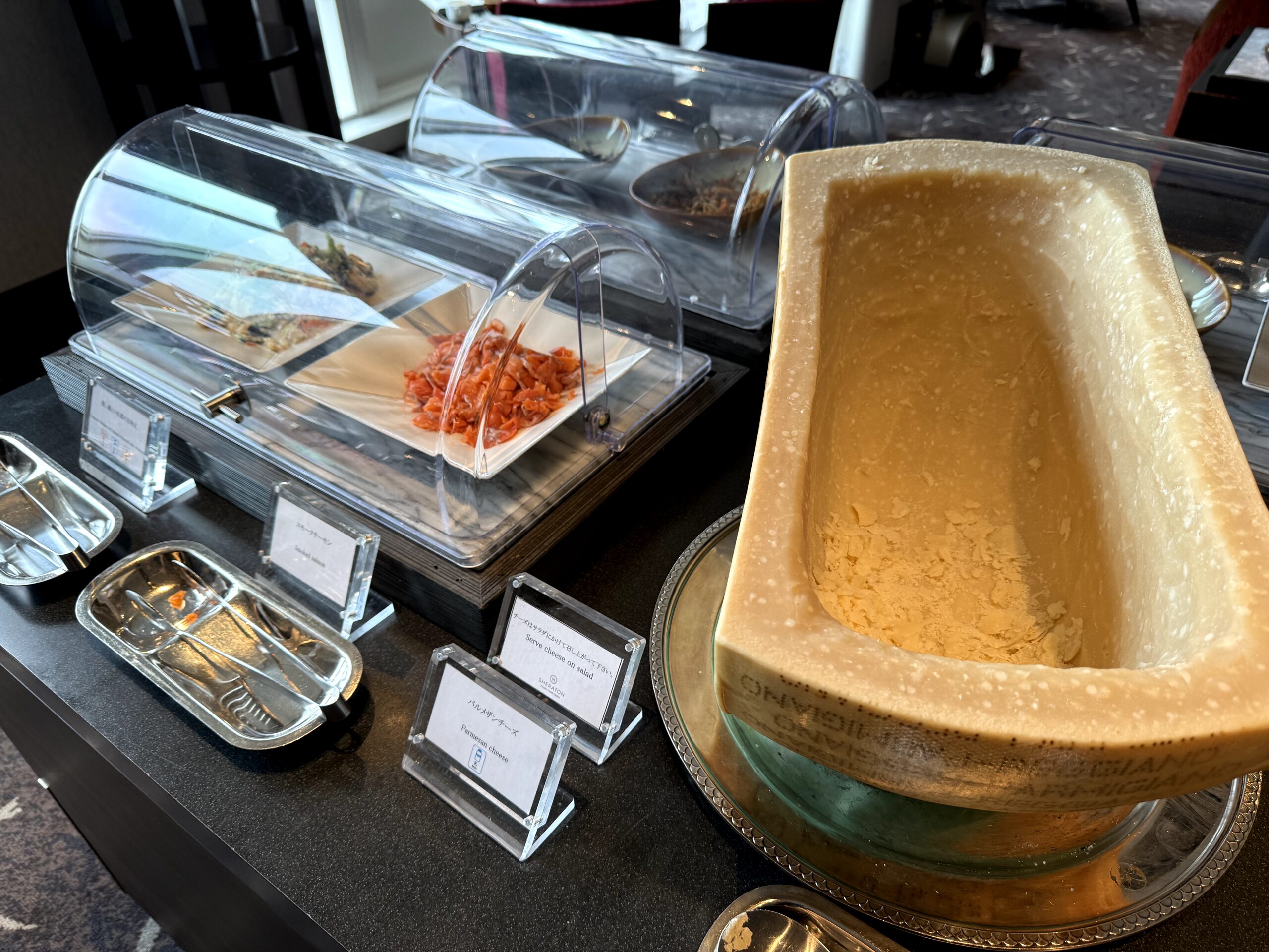 クラブラウンジ・朝食ビュッフェ
