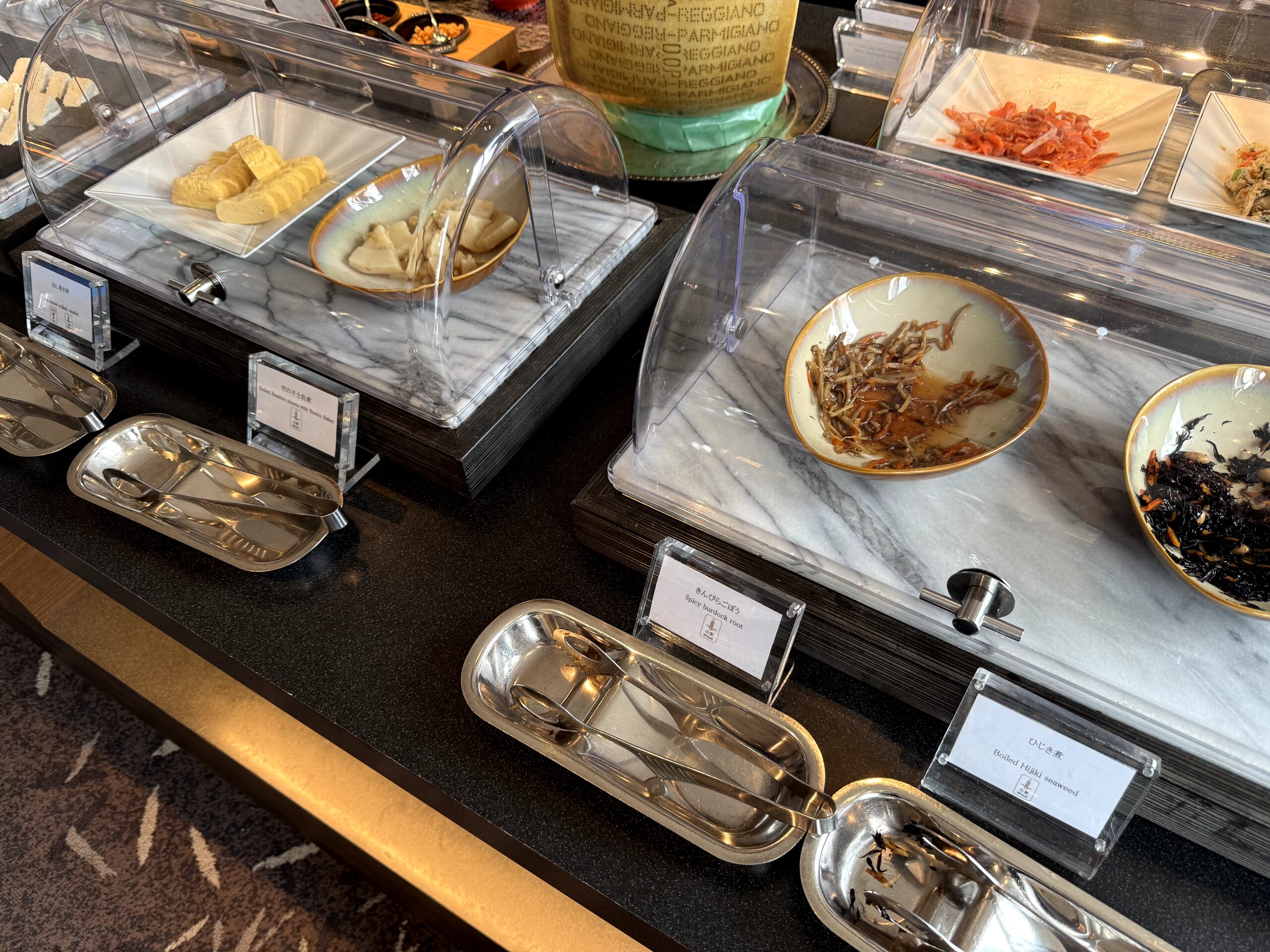クラブラウンジ・朝食ビュッフェ