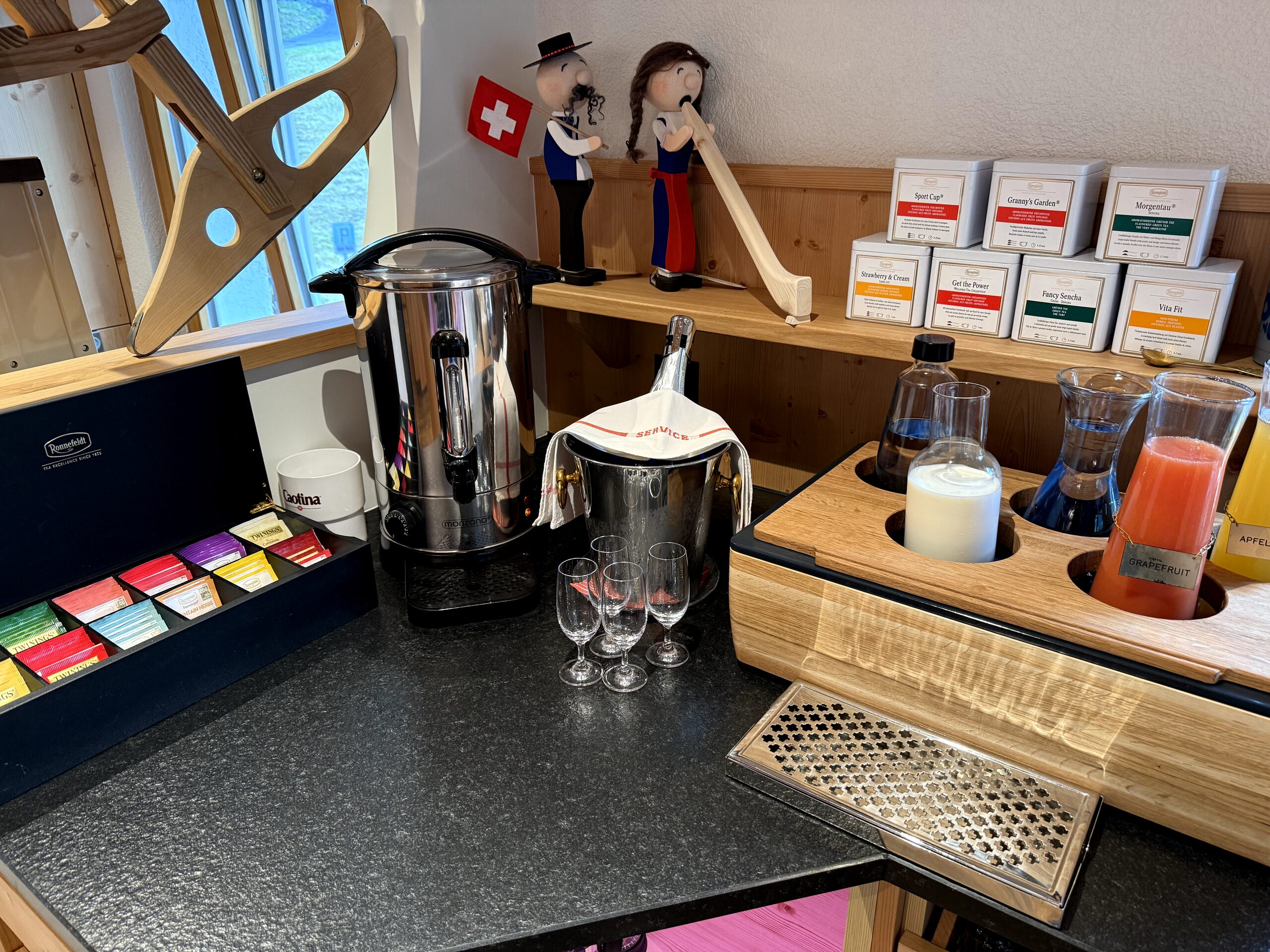 朝食ビュッフェ