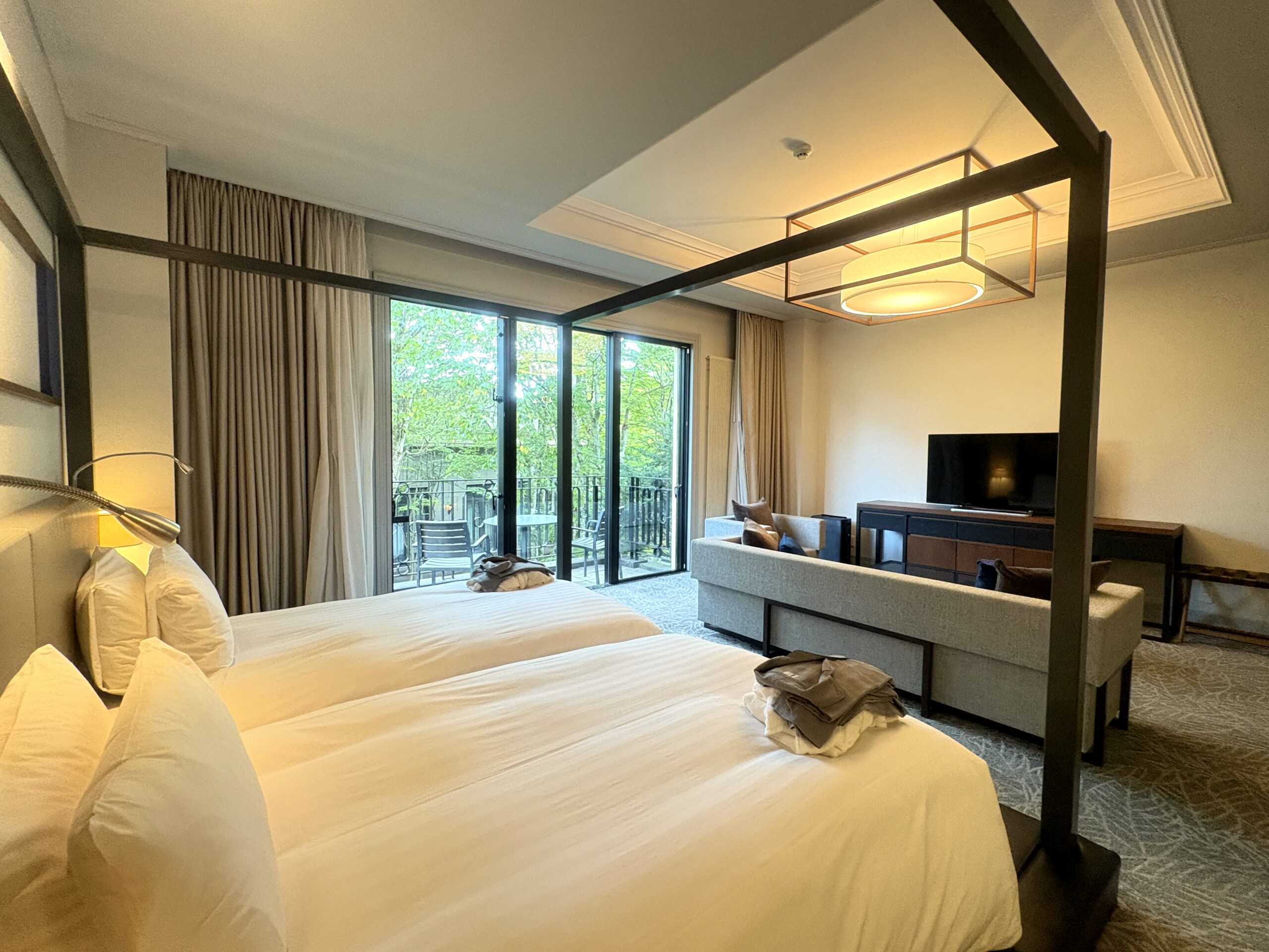 ツインデラックスルーム