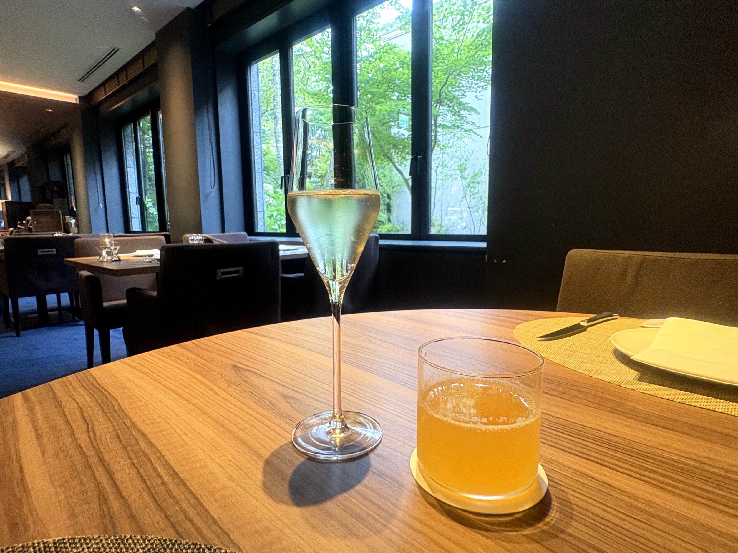 レストラン「à table」カクテルタイム