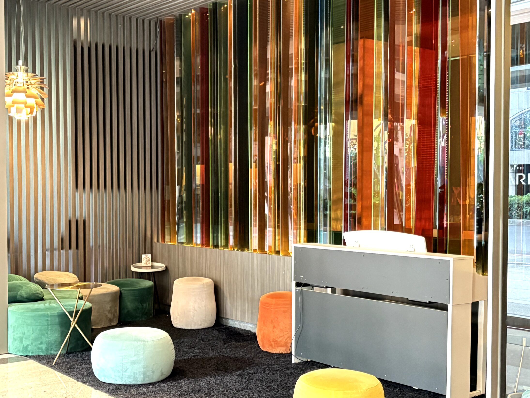 ホテルエントランス