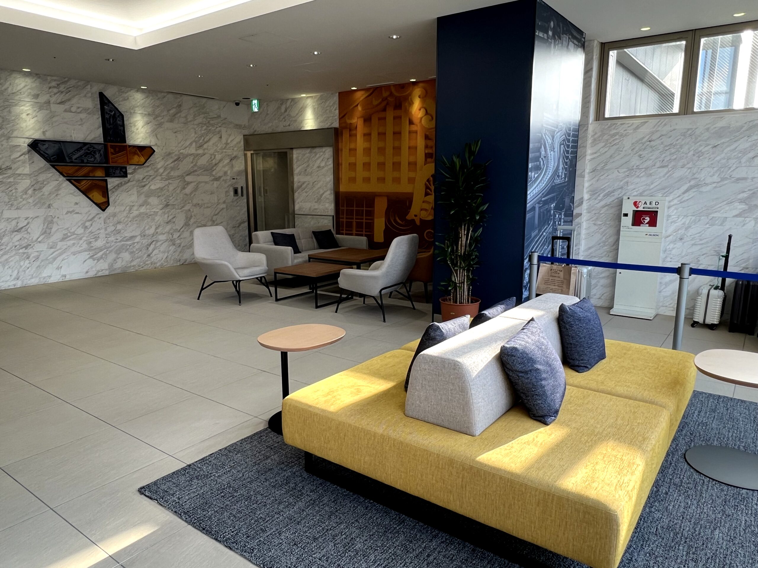 ロビーエントランス