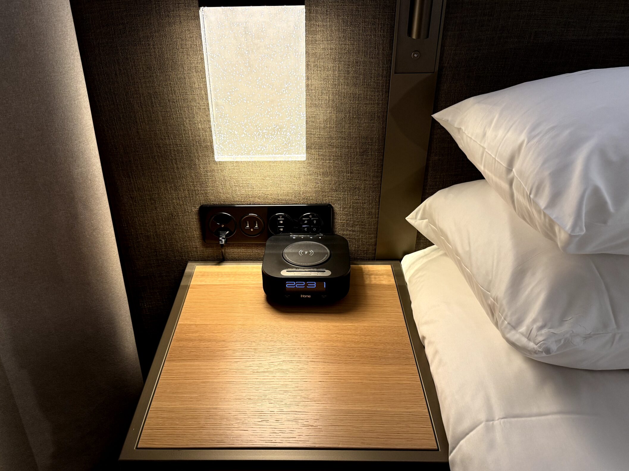 「クラブアクセス 1キング」