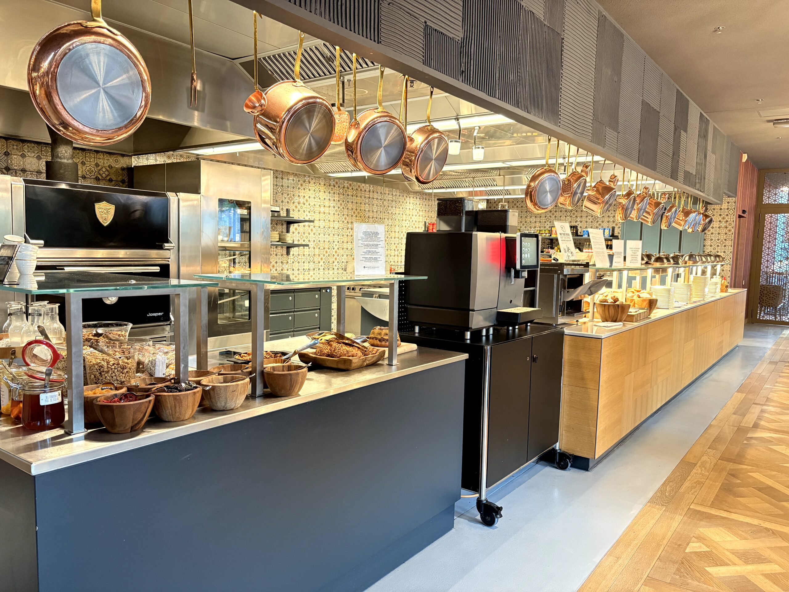 レストラン「Babel」朝食ビュッフェ