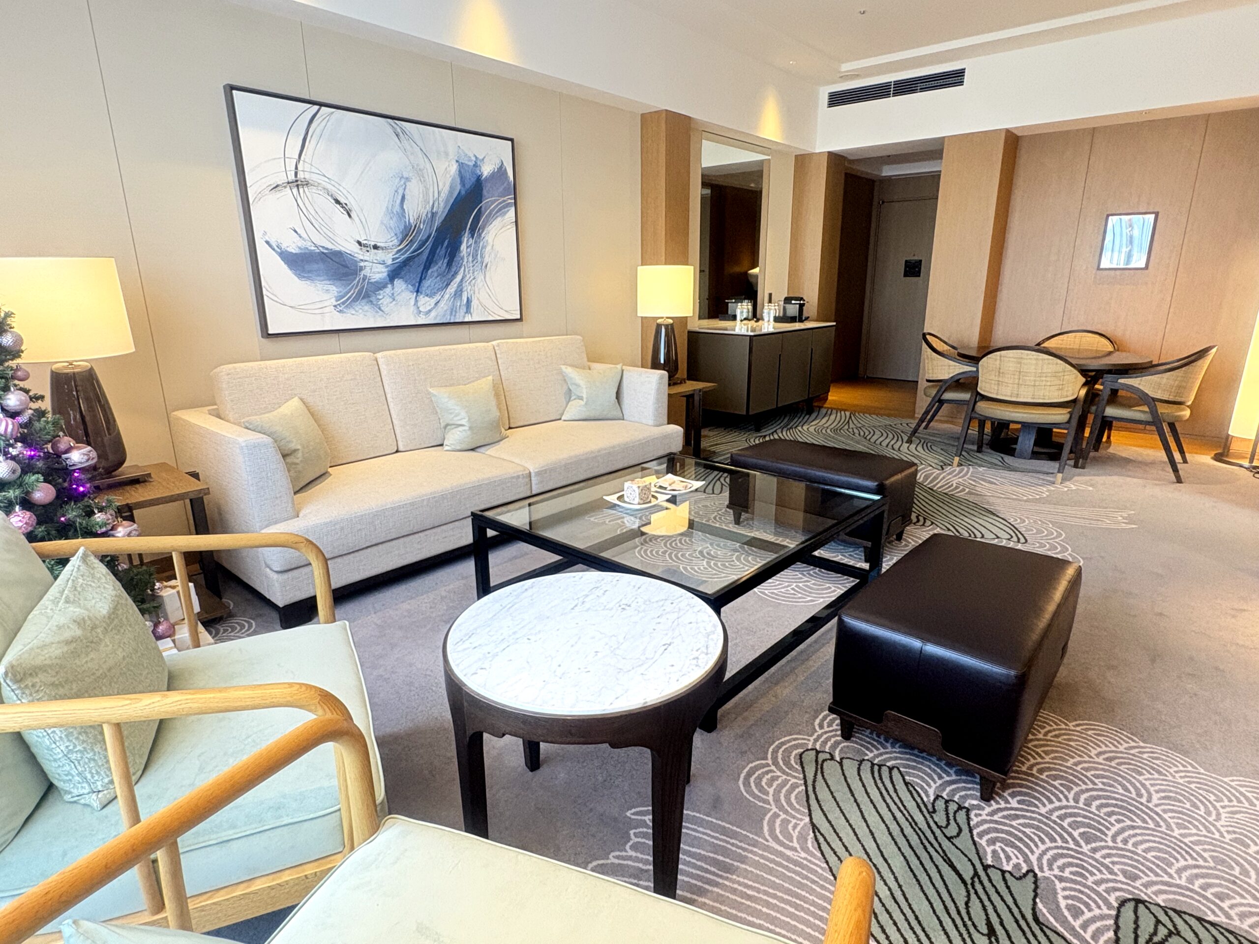 「Executive Suite」リビング