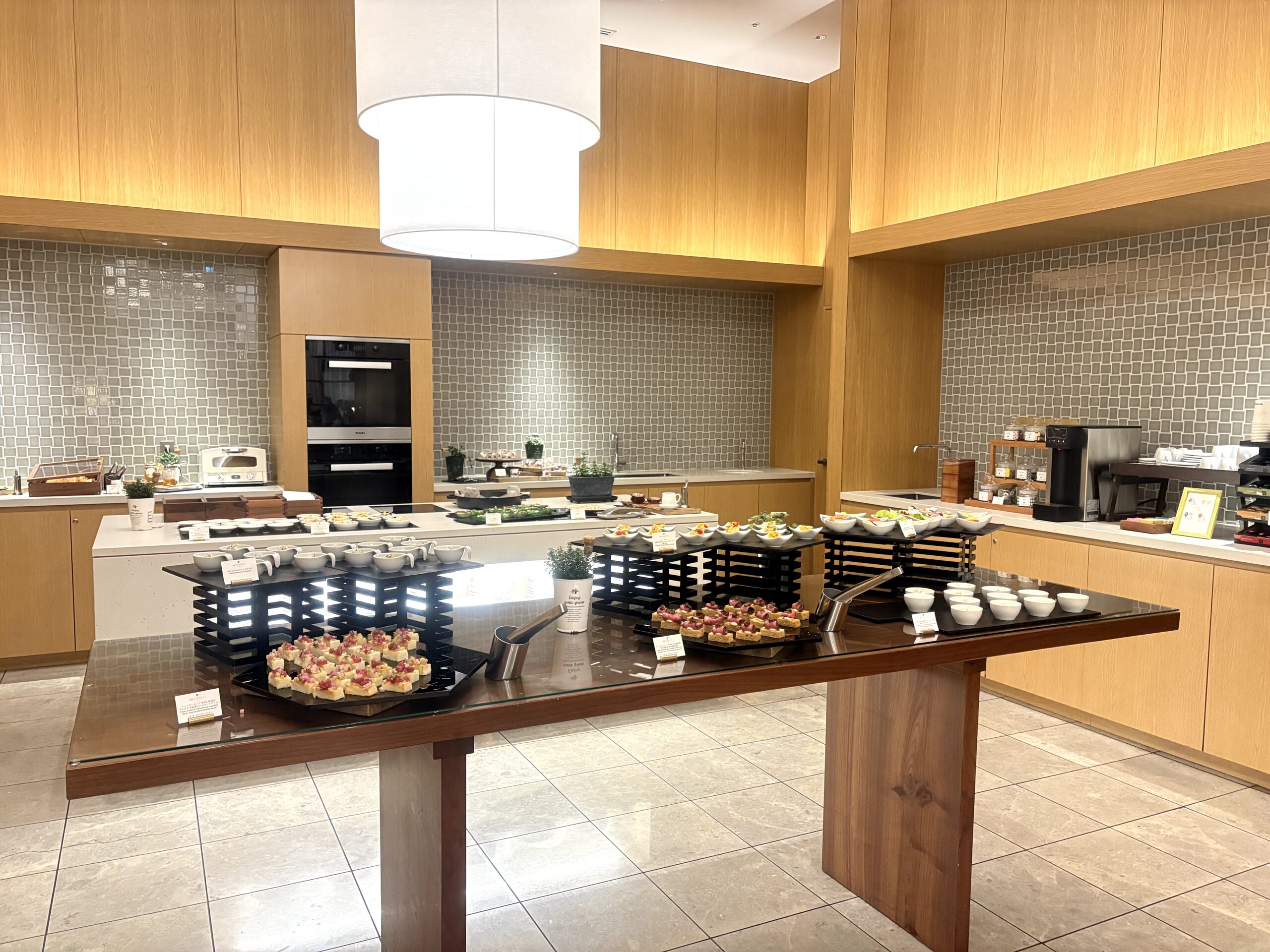 「夕食前の前菜」タイム