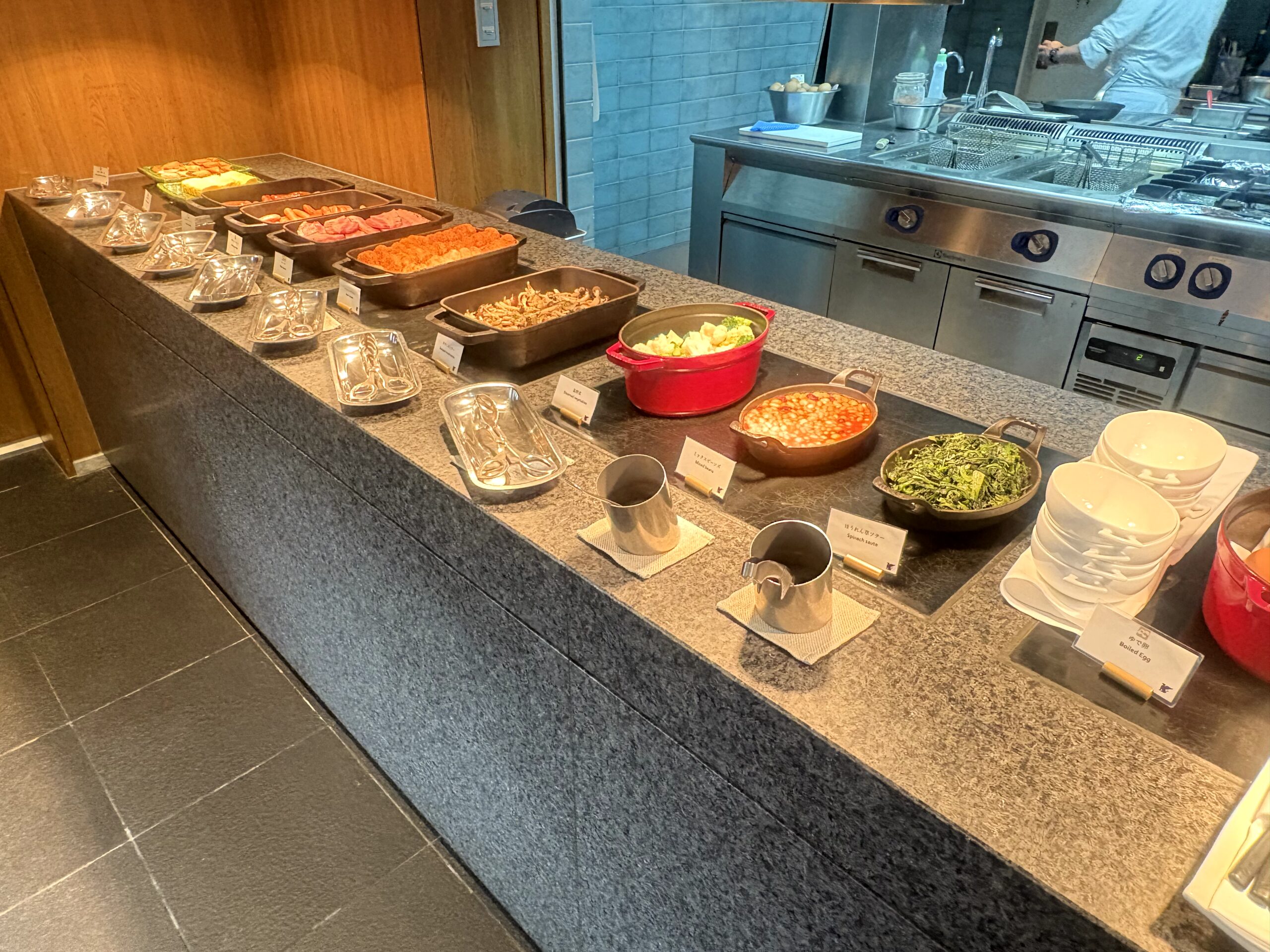 朝食ビュッフェ