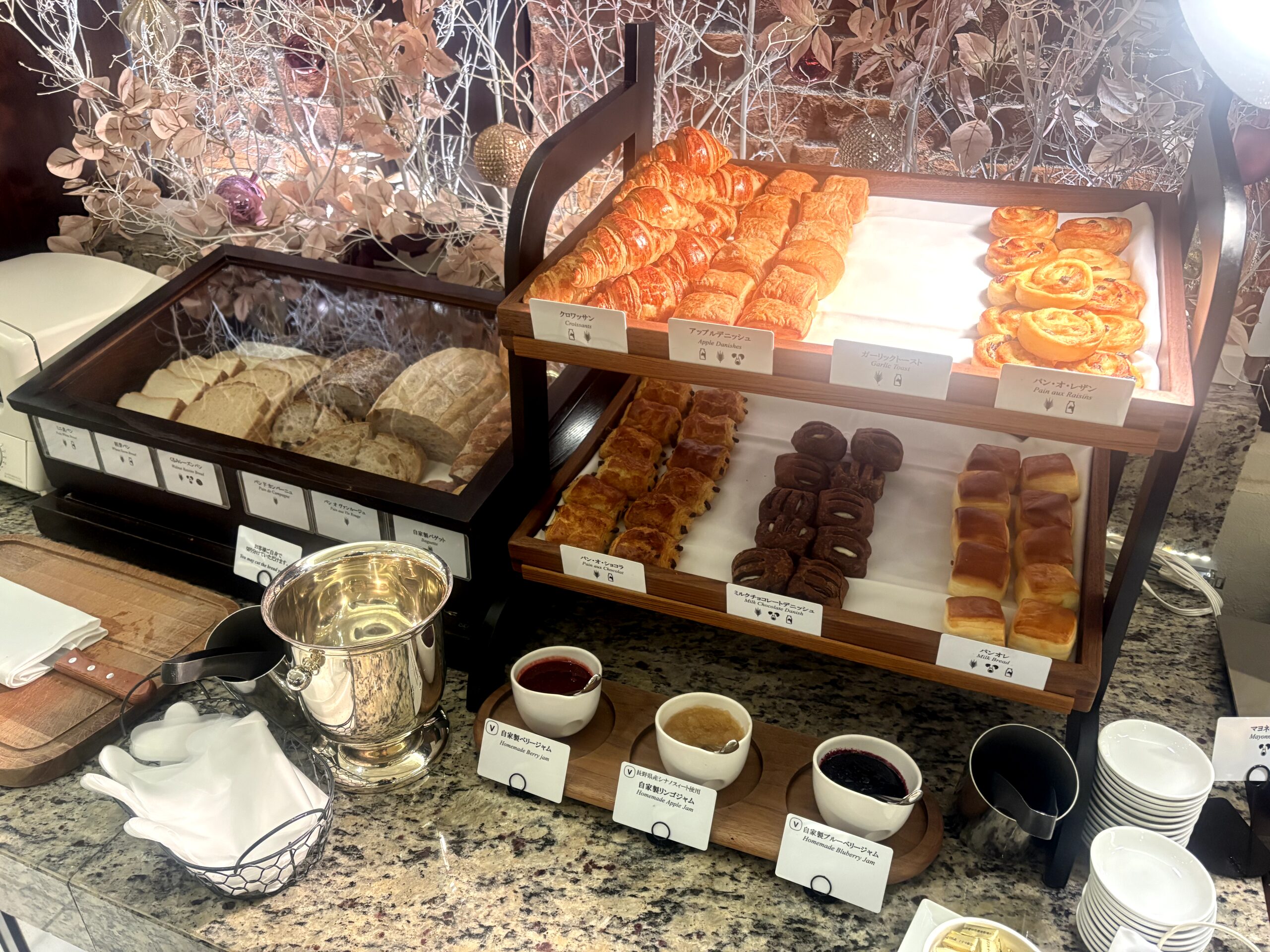 洋食ビュッフェコーナー