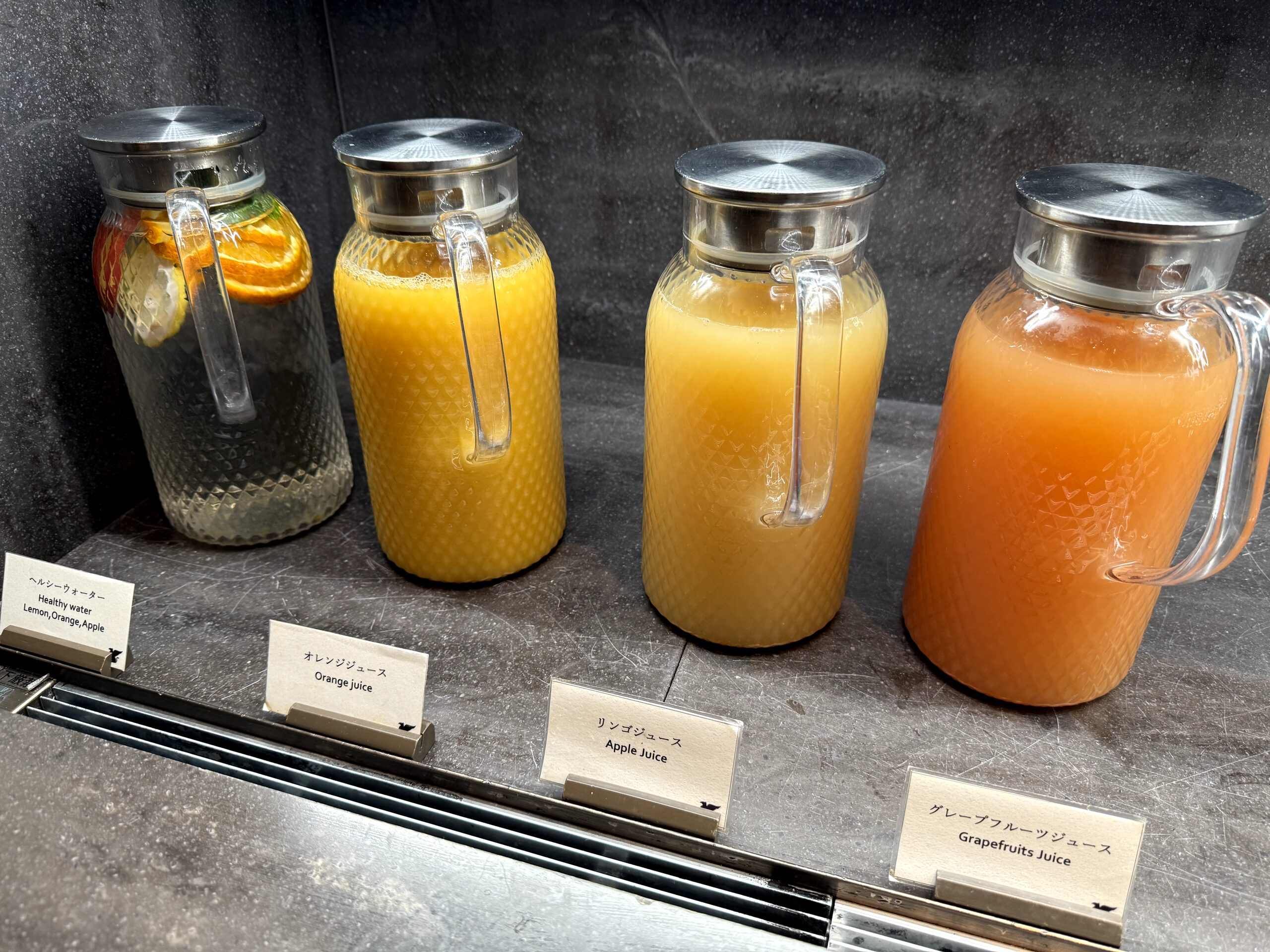 朝食ビュッフェ