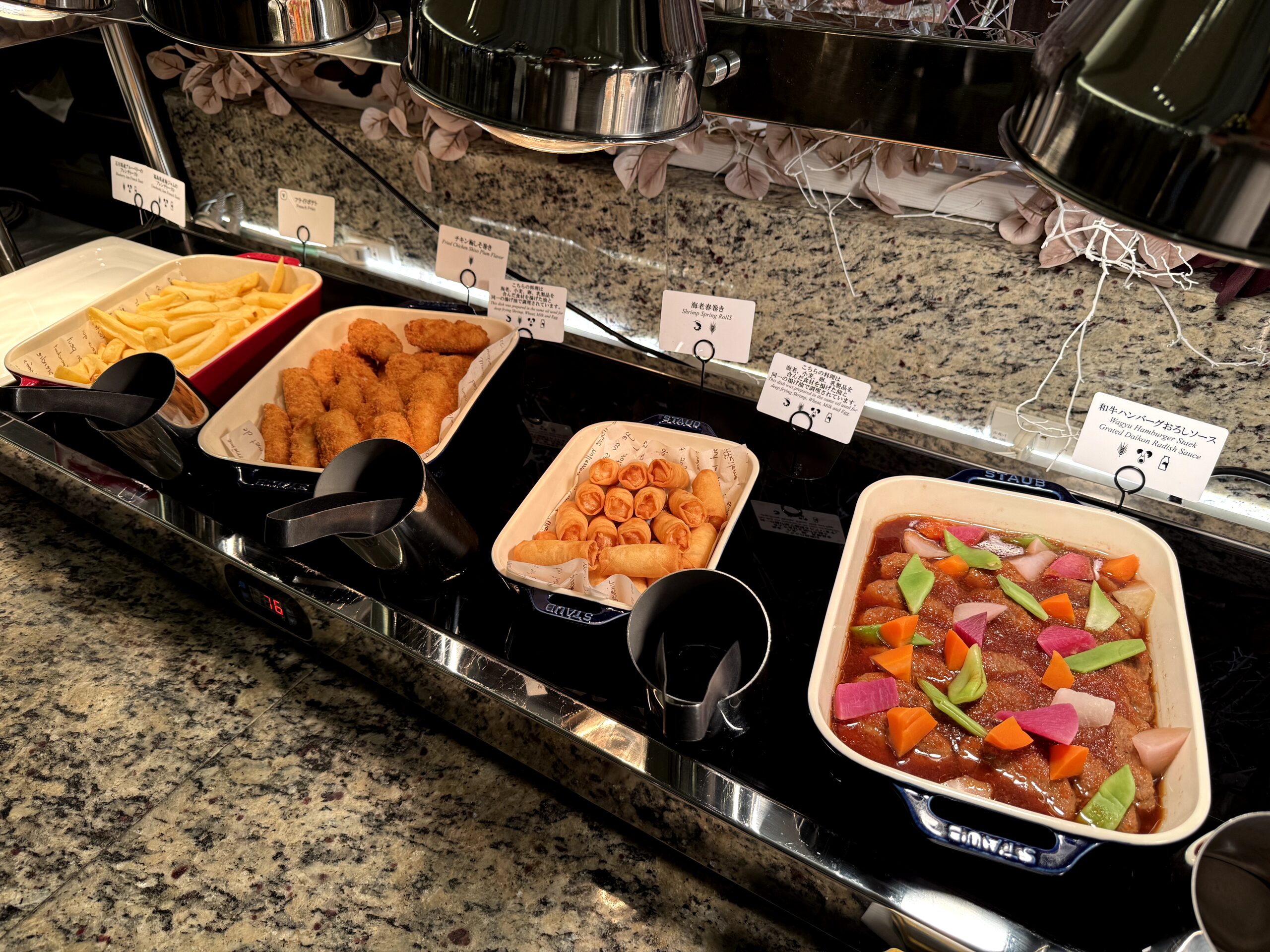 洋食ビュッフェコーナー