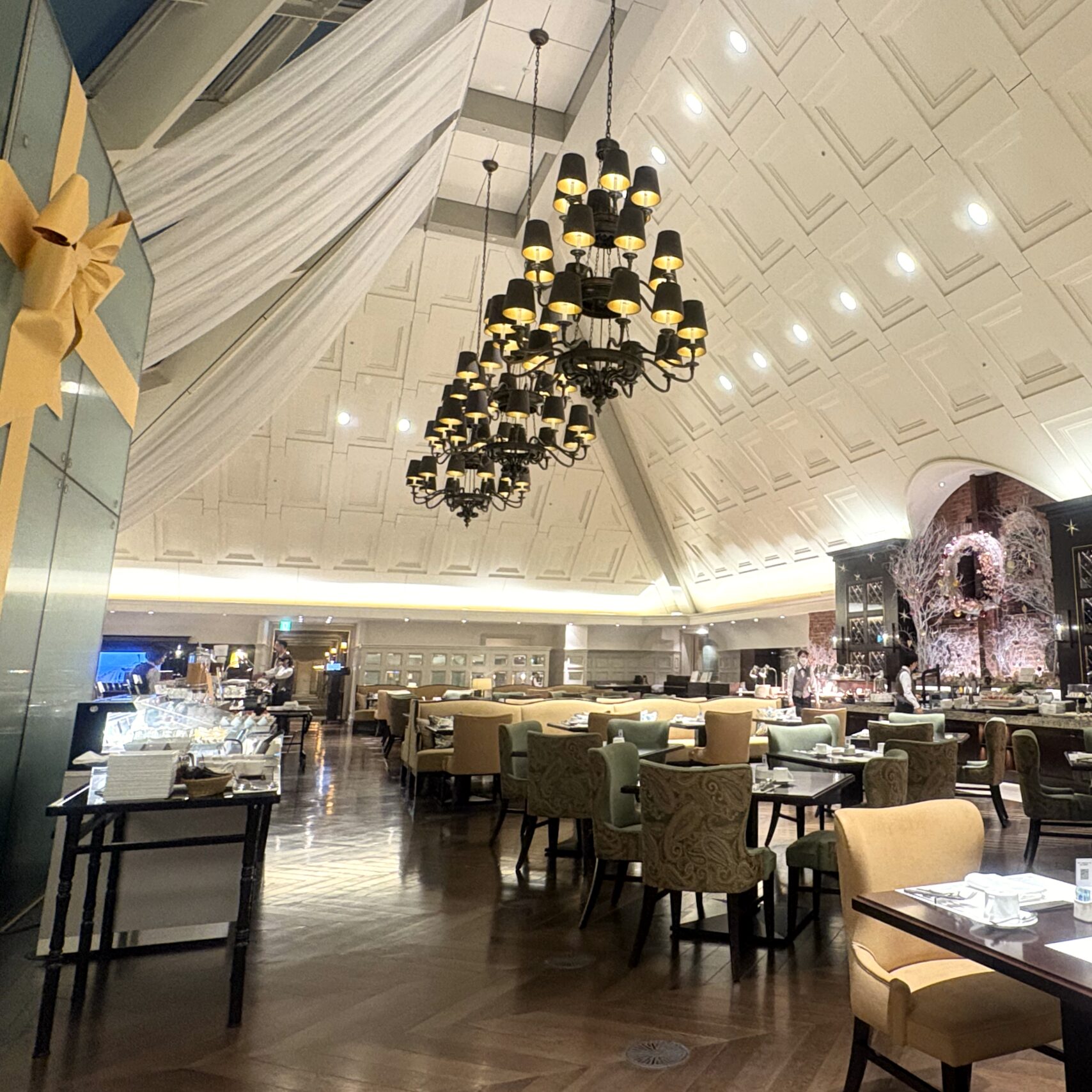 東京駅・丸の内駅舎の最上階で楽しむ豪華・朝食ビュッフェ！