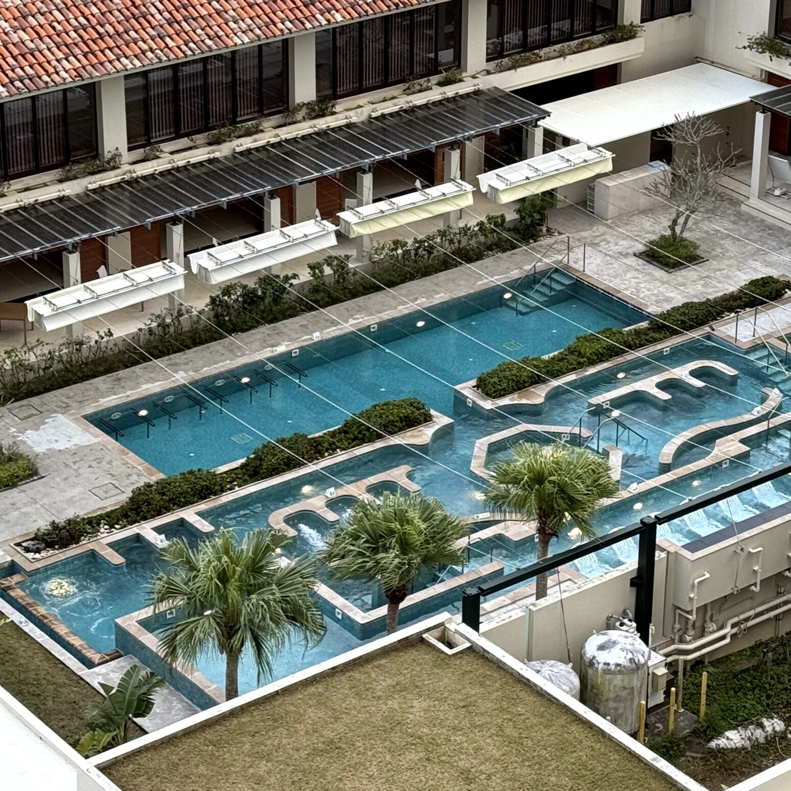 「タラソプール」を満喫できる「ザ・テラスクラブ・ウェルネスタラソ・アット・ブセナ」