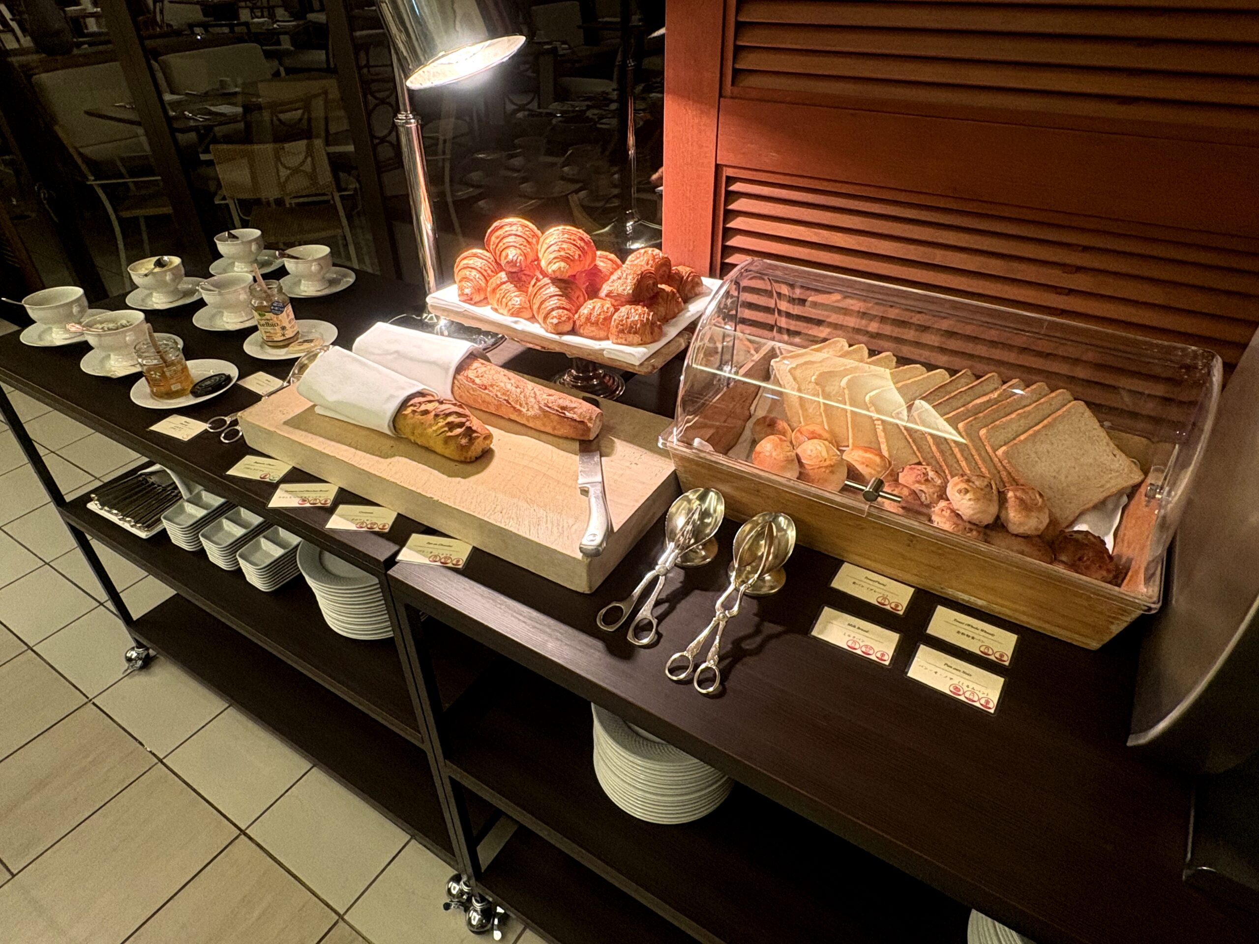 「ファインダイニング」朝食ビュッフェ